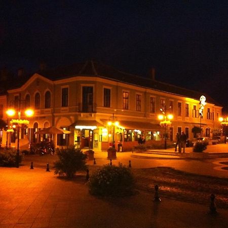 Kőszeg Arany Strucc Hotel المظهر الخارجي الصورة